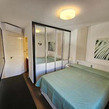 Апартаменты Cristimar H23 Big Pool, 3 Bedroom And 3 Baths Лос Кристианос